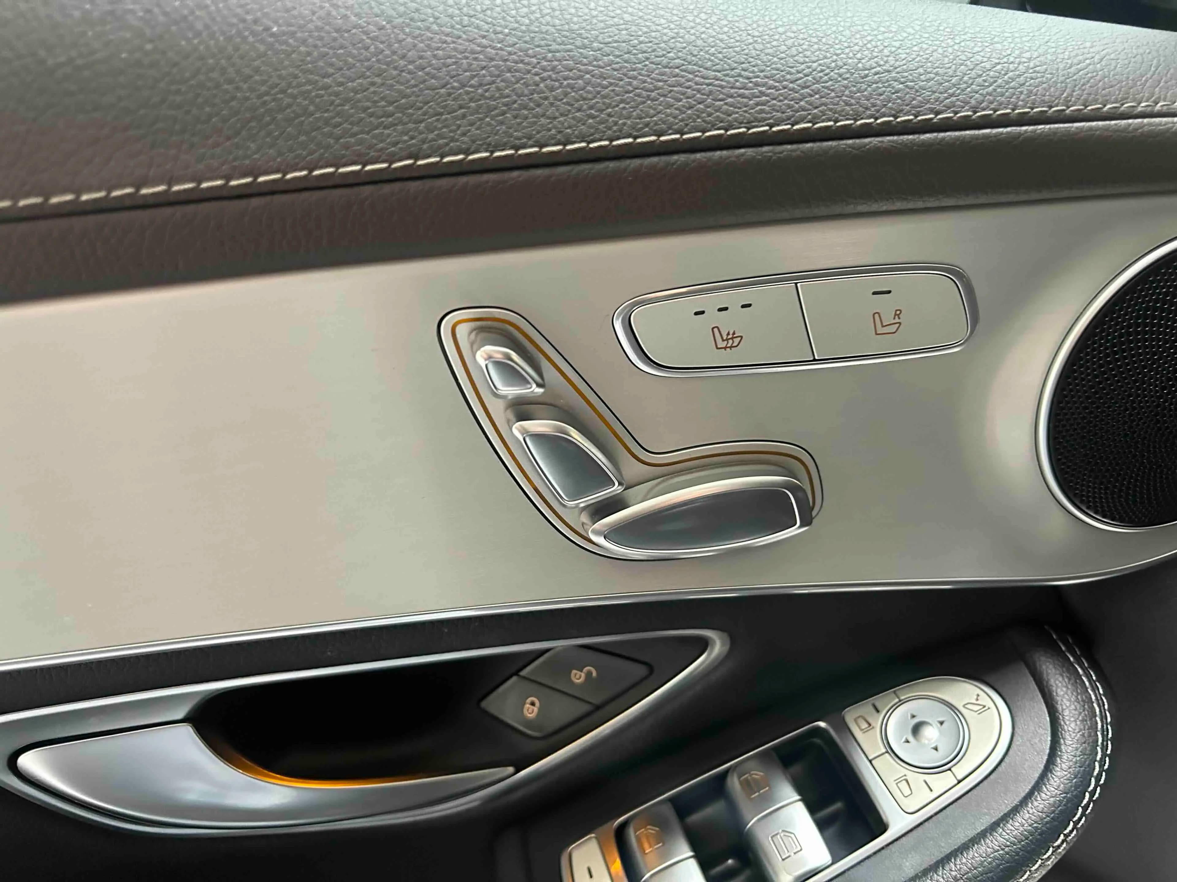 Mercedes-Benz GLC 2021 г. 43066 км. — фото 10