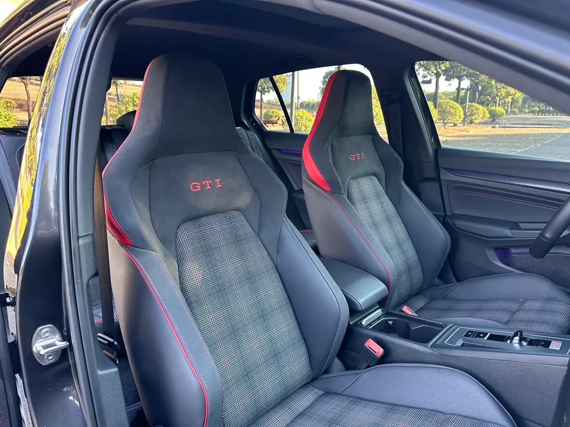 Volkswagen Golf GTI 2022 г. 54105 км. — фото 16