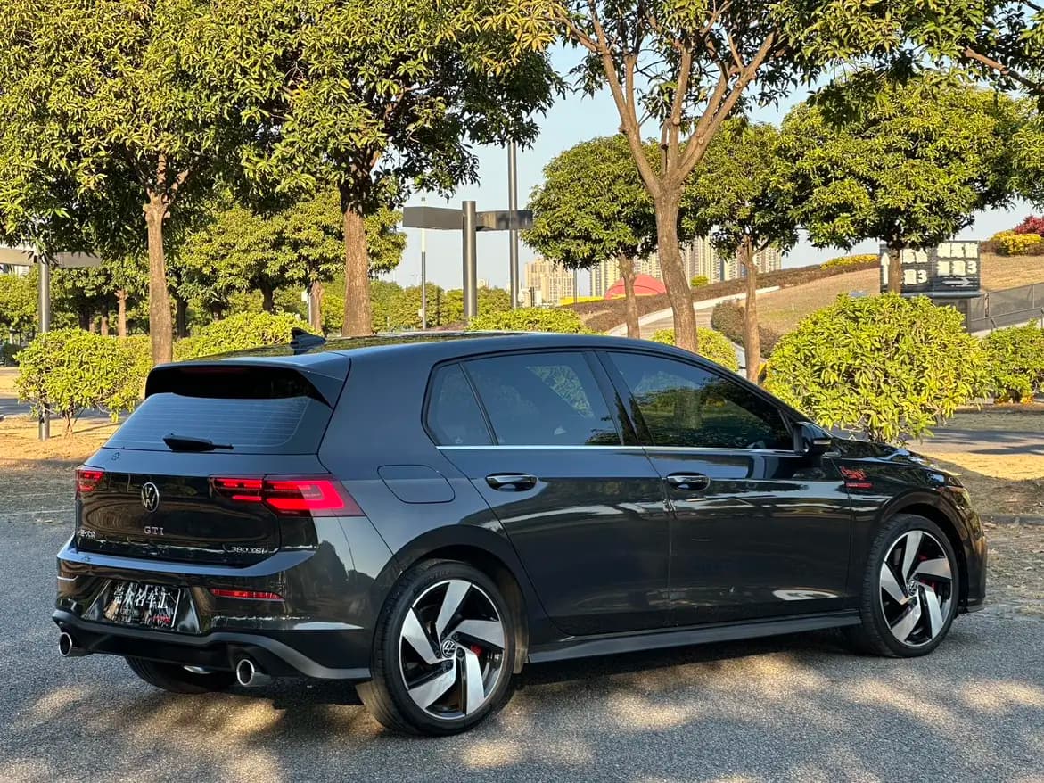 Volkswagen Golf GTI 2022 г. 54105 км. — фото 6