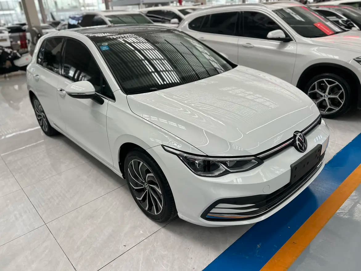 Volkswagen Golf 2023 г. 18097 км. — фото 3