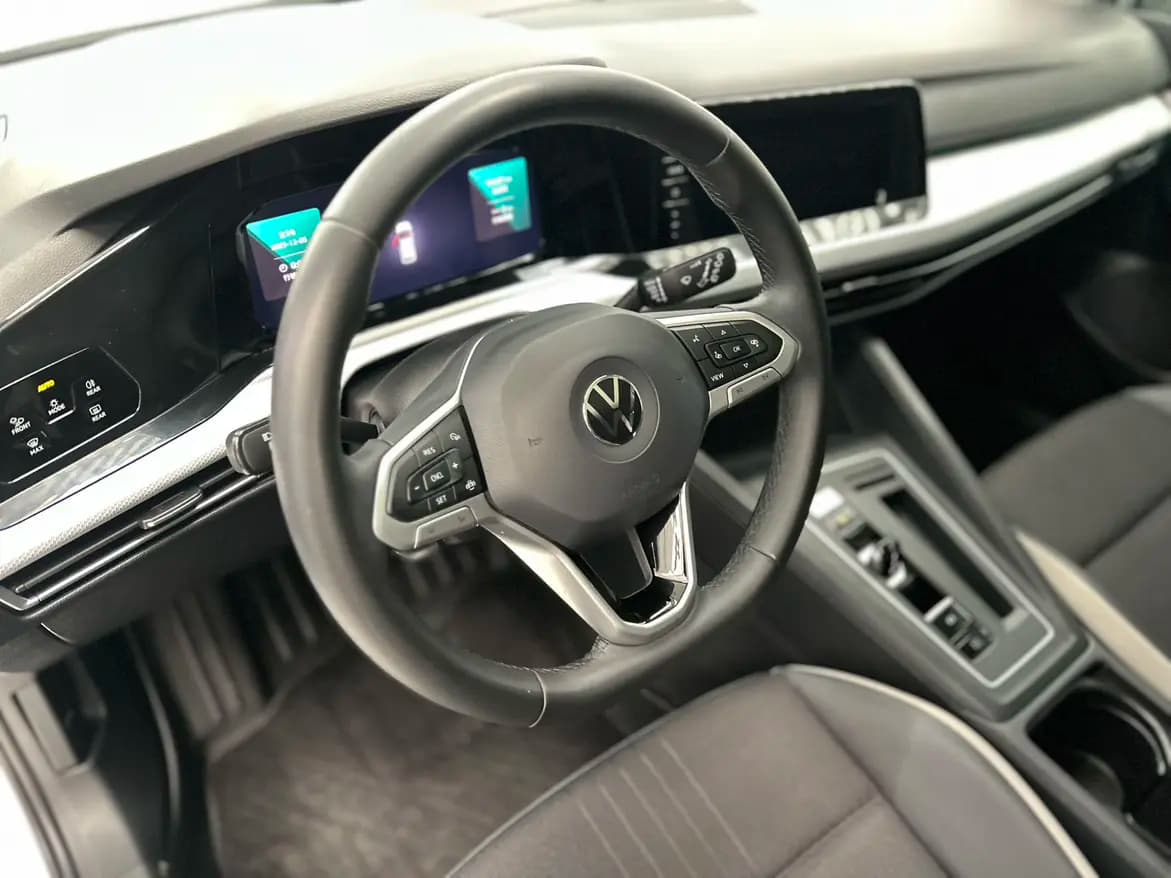 Volkswagen Golf 2023 г. 18097 км. — фото 6