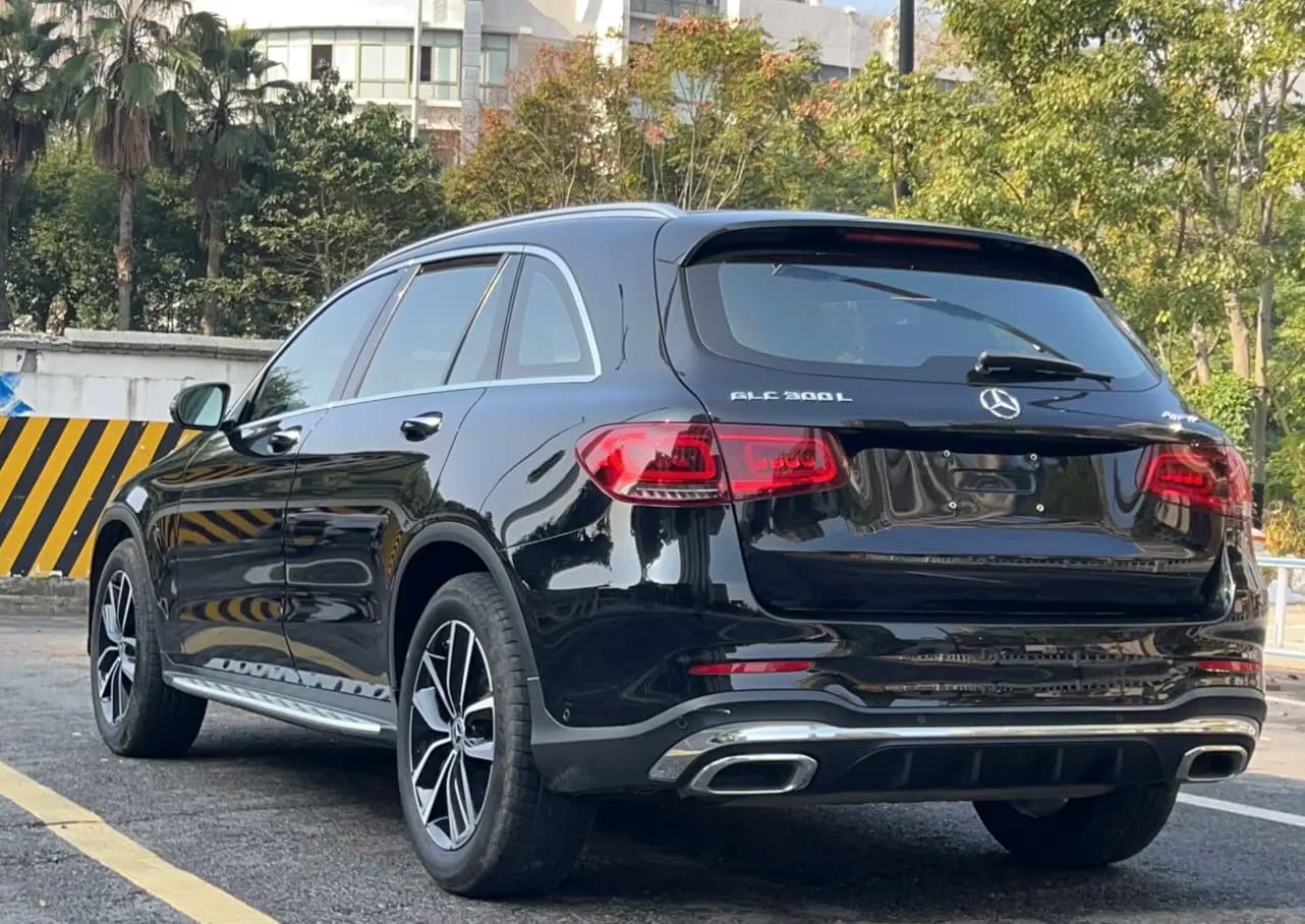 Mercedes-Benz GLC 2022 г. 55767 км. — фото 5