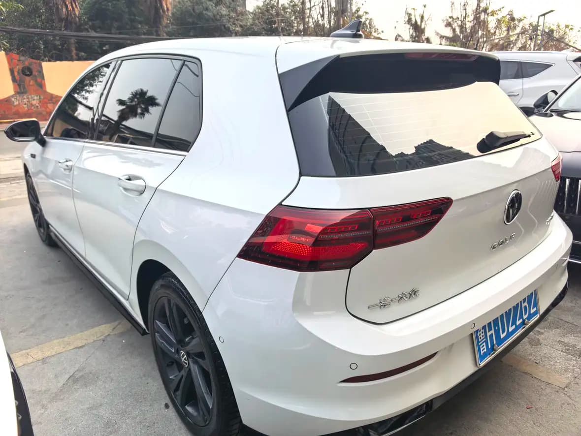 Volkswagen Golf 2022 г. 30101 км. — фото 4