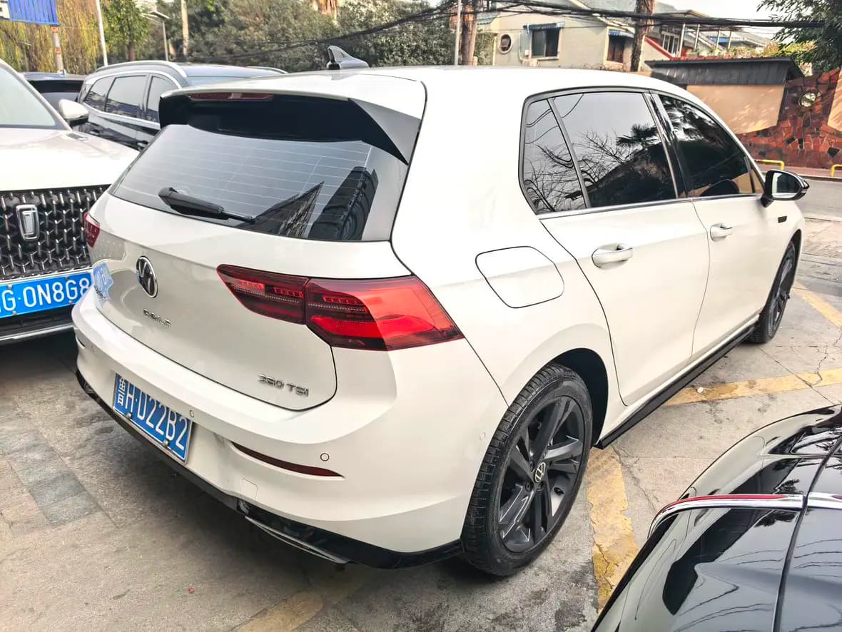 Volkswagen Golf 2022 г. 30101 км. — фото 6