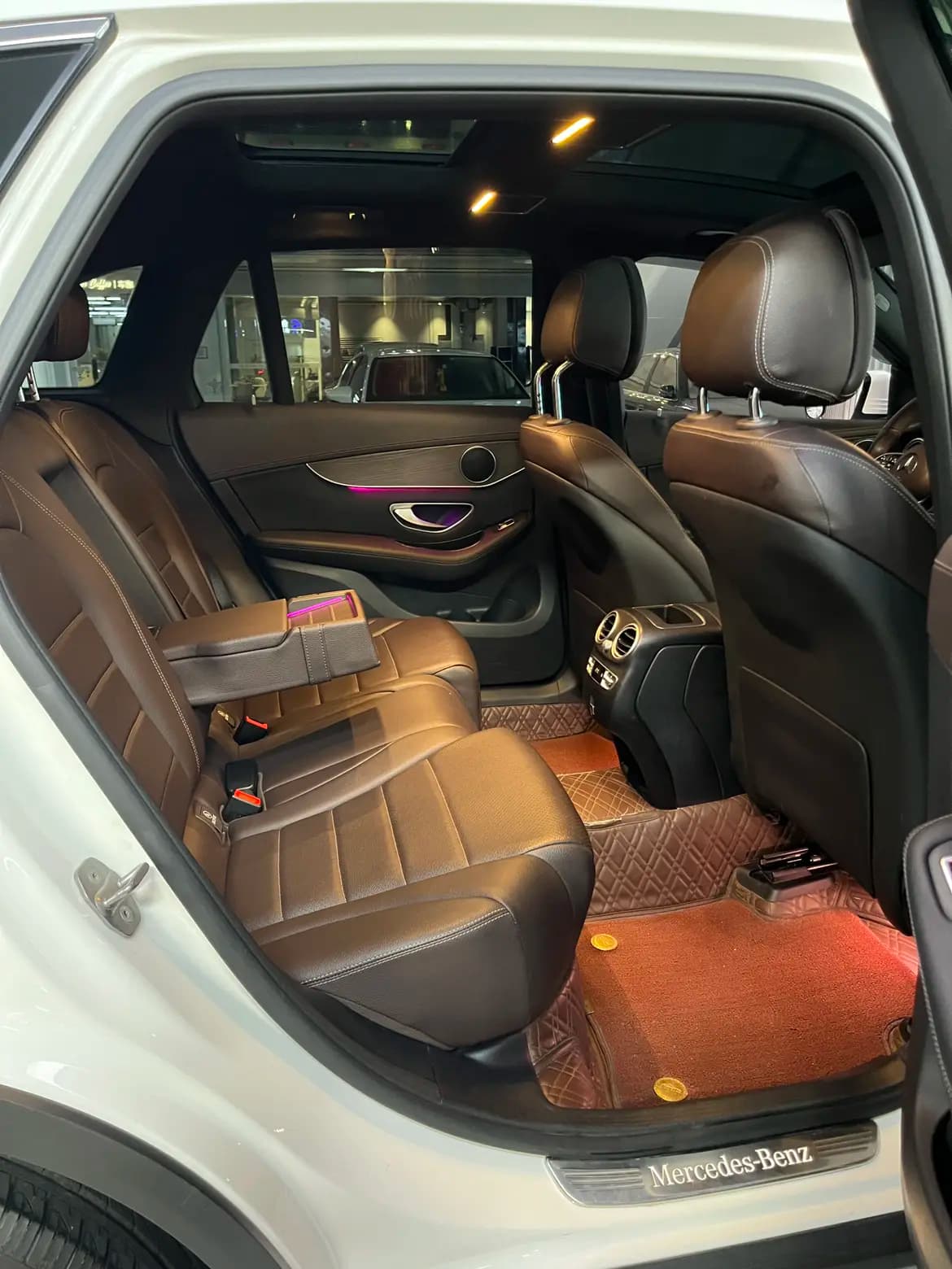 Mercedes-Benz GLC 2022 г. 93168 км. — фото 12