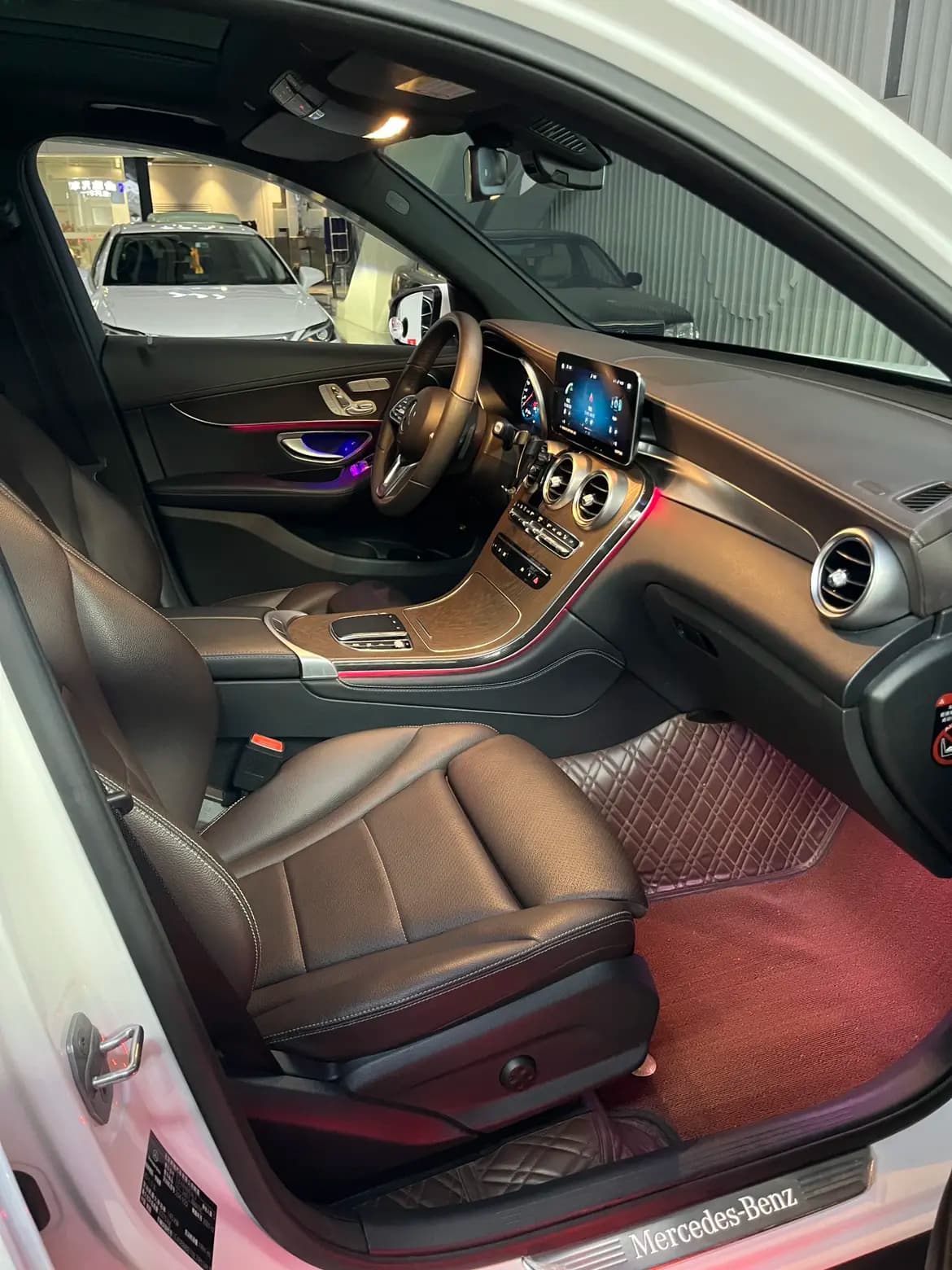 Mercedes-Benz GLC 2022 г. 93168 км. — фото 18