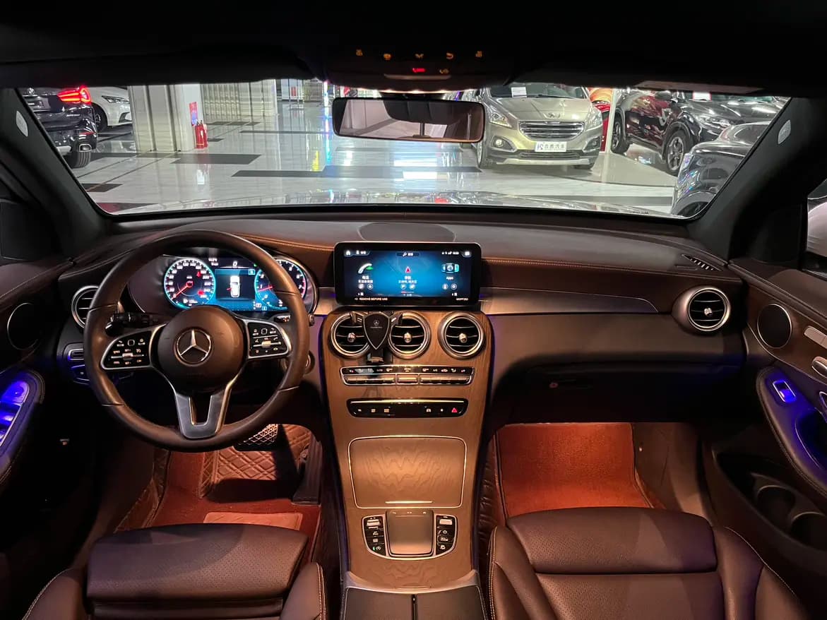 Mercedes-Benz GLC 2022 г. 93168 км. — фото 23