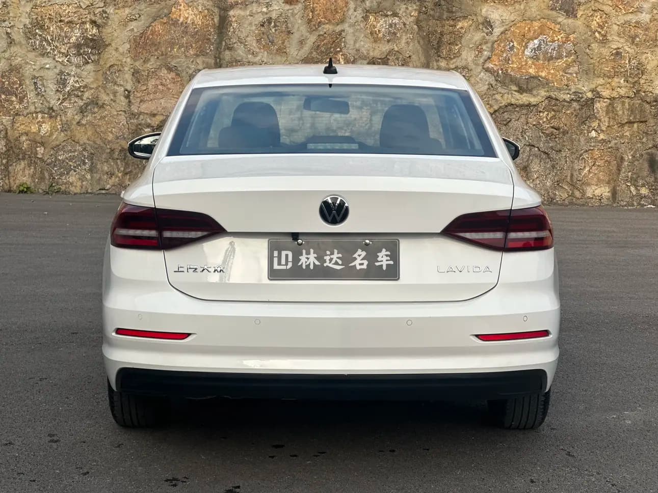 Volkswagen Lavida 2021 г. 80000 км. — фото 4