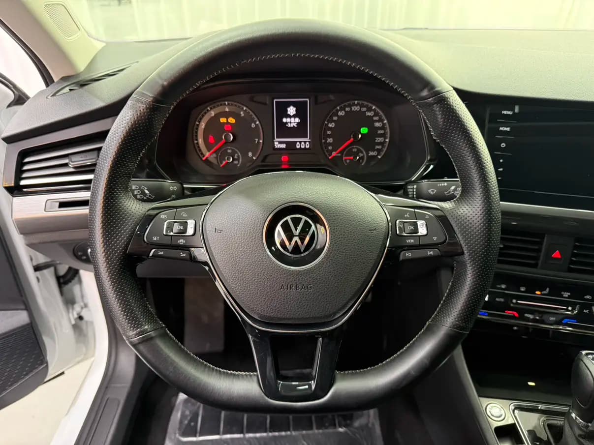 Volkswagen Bora 2021 г. 53130 км. — фото 12