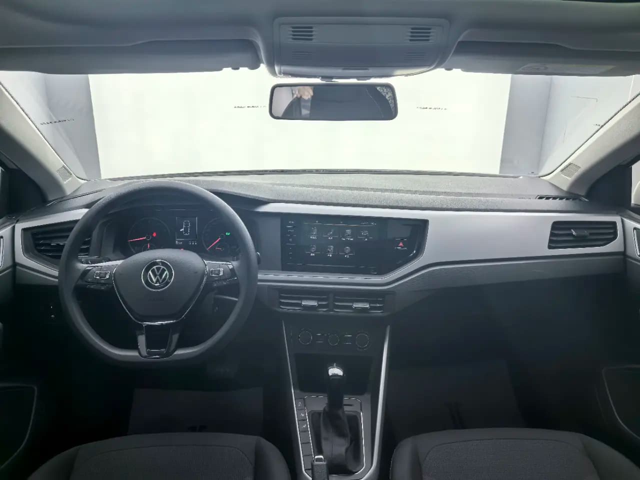 Volkswagen Polo 2021 г. 30045 км. — фото 11