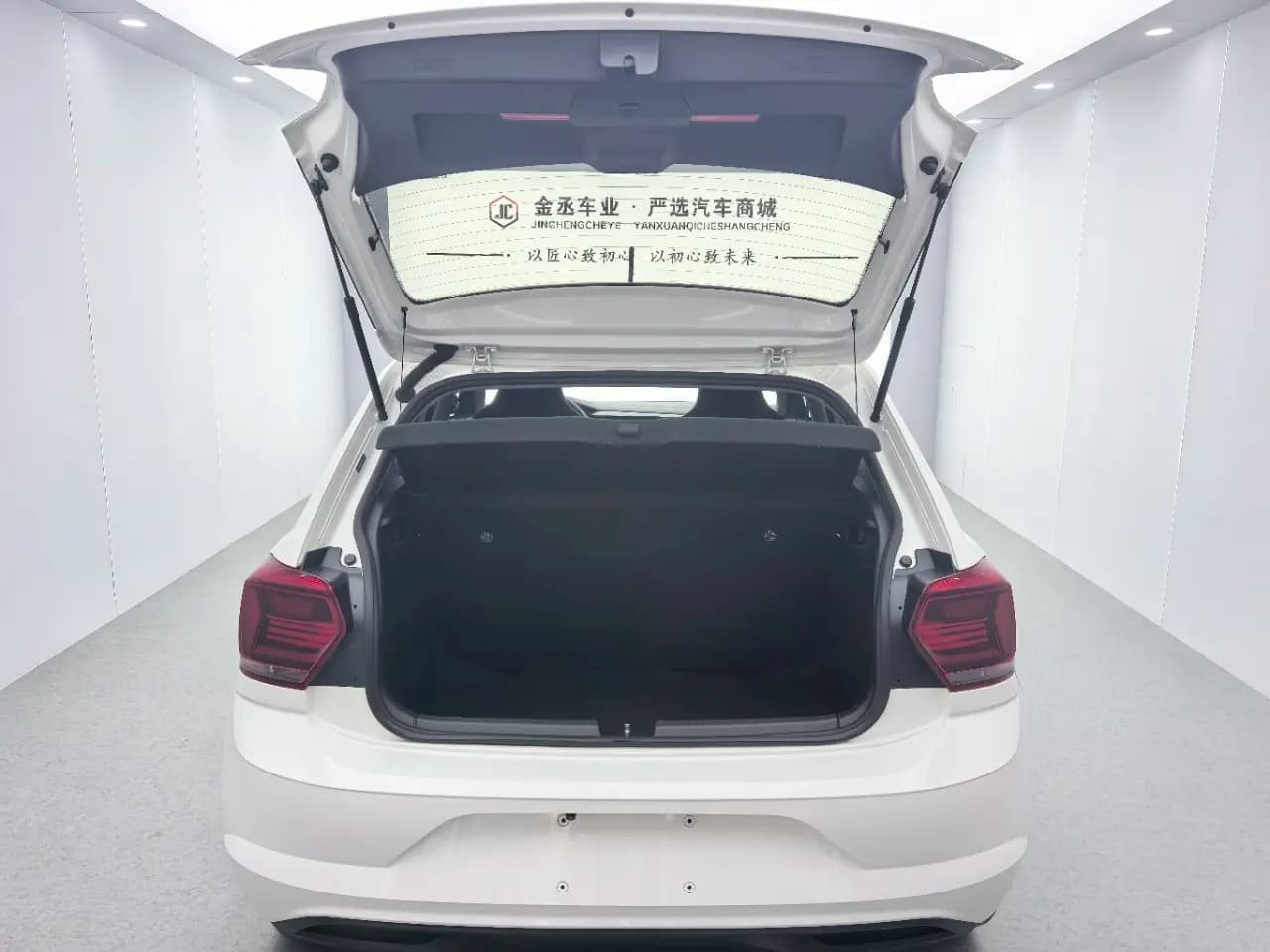 Volkswagen Polo 2021 г. 30045 км. — фото 18