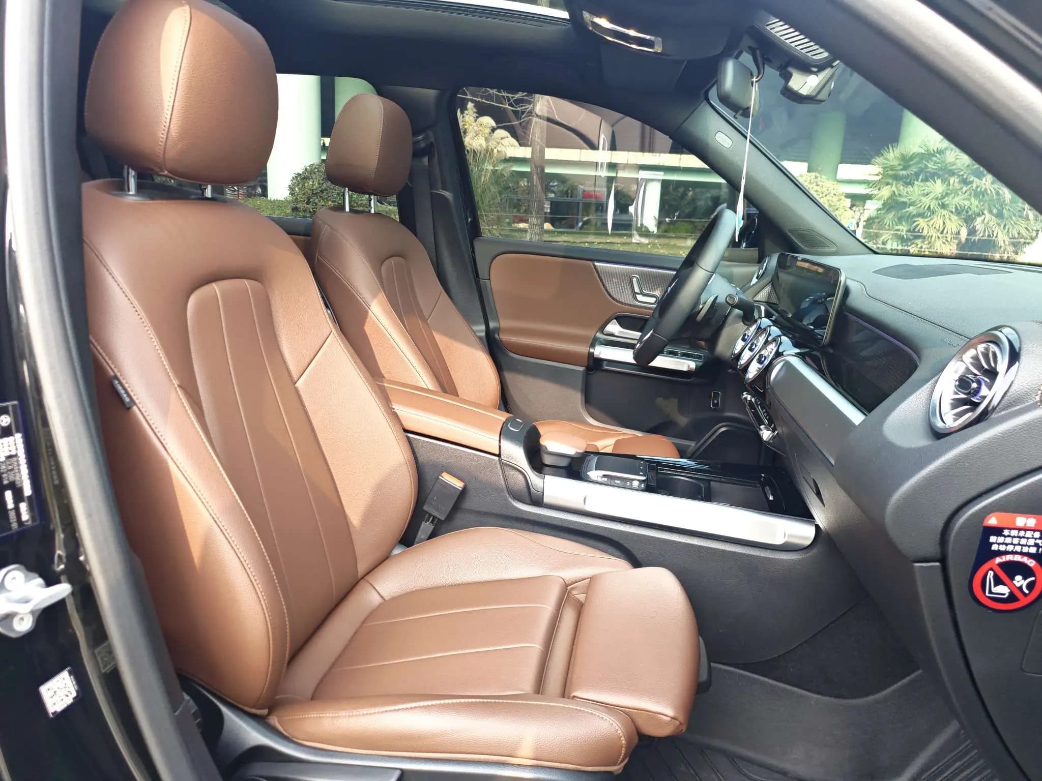 Mercedes-Benz GLB 2022 г. 35957 км. — фото 34