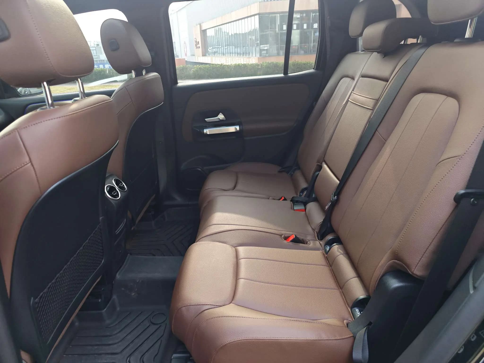 Mercedes-Benz GLB 2022 г. 35957 км. — фото 36