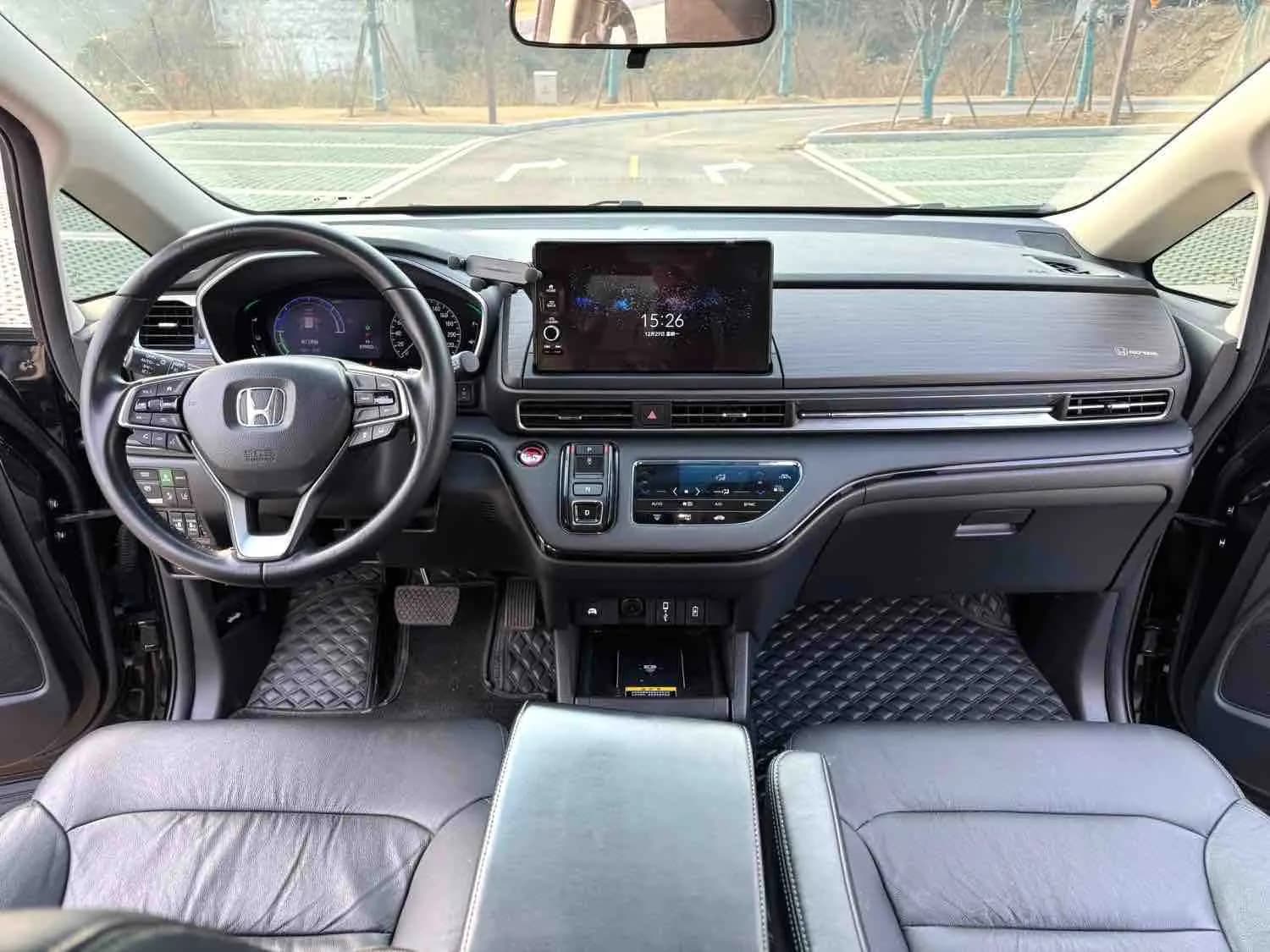 Honda Elysion 2023 г. 41460 км. — фото 6