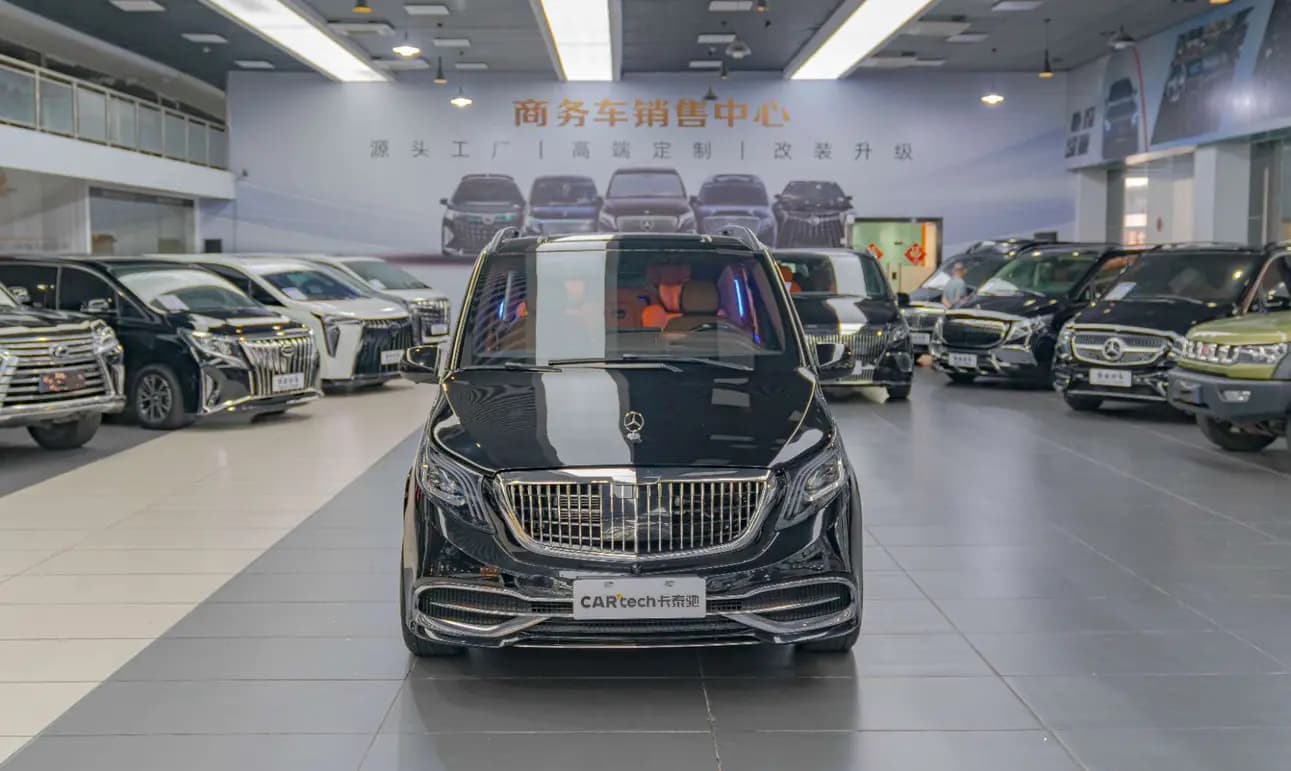 Mercedes-Benz Vito 2023 г. 70072 км. — фото 2