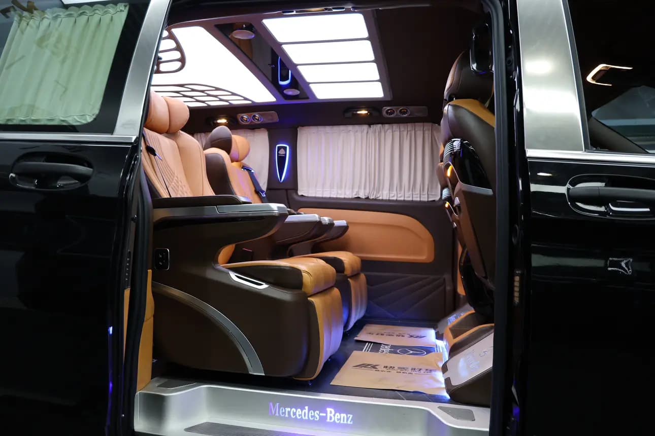 Mercedes-Benz Vito 2023 г. 70072 км. — фото 14
