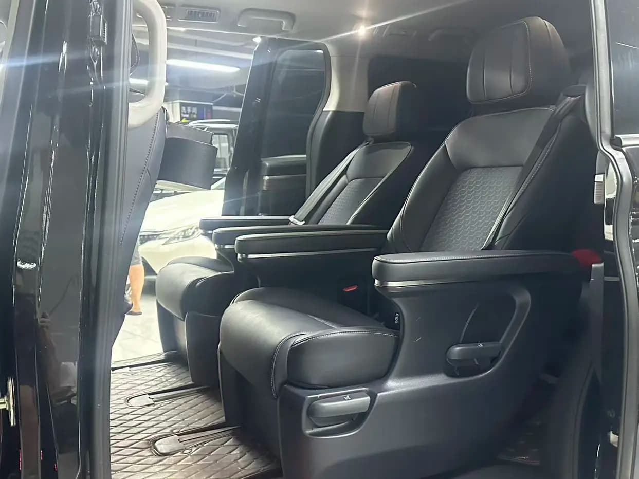 GAC Trumpchi M8 2023 г. 84112 км. — фото 14