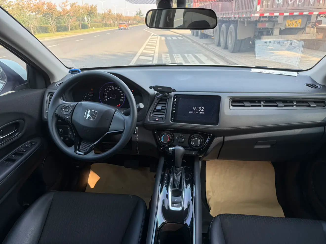 Honda Vezel 2021 г. 44074 км. — фото 5
