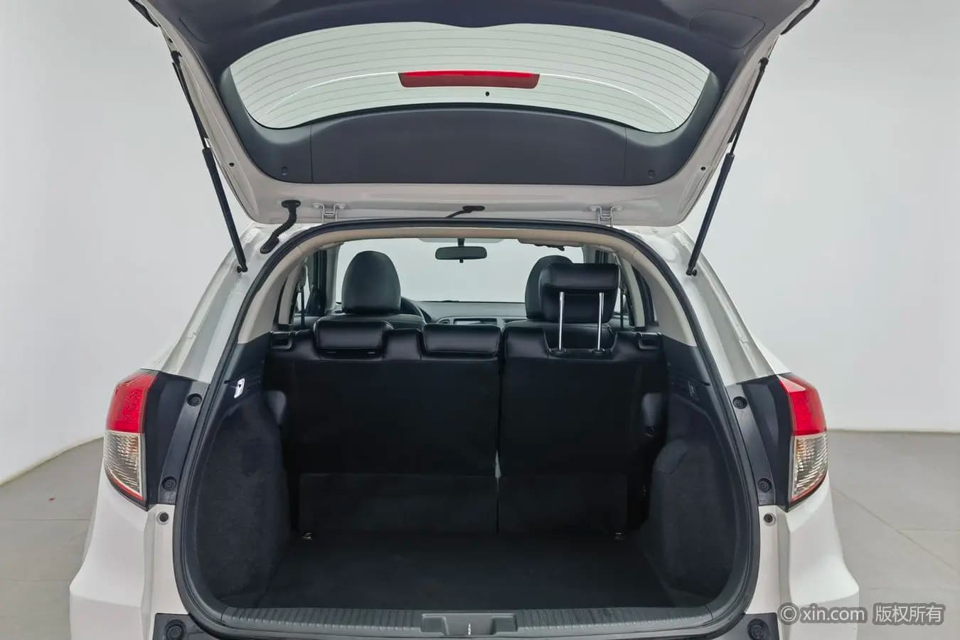 Honda Vezel 2022 г. 36575 км. — фото 11