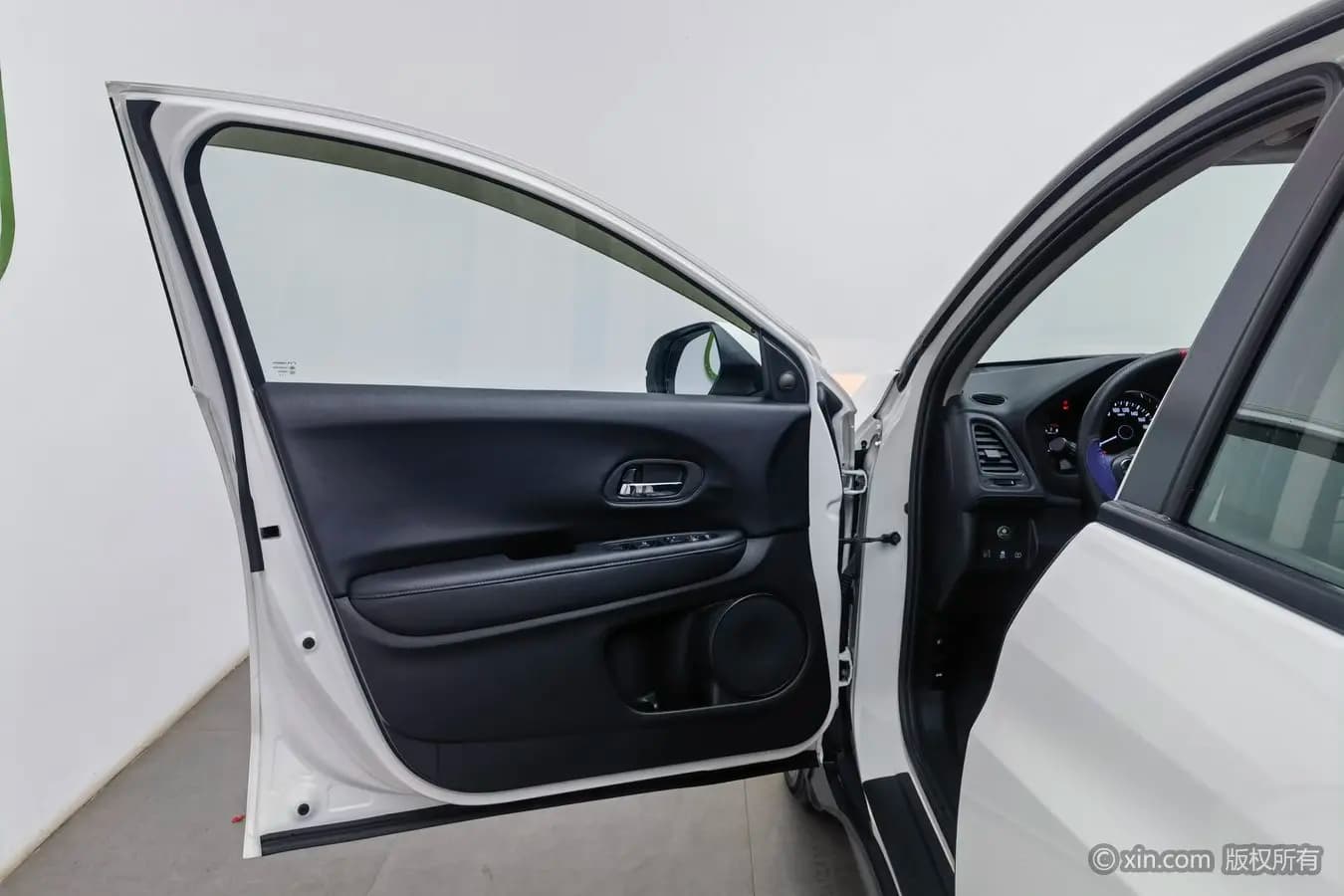 Honda Vezel 2022 г. 36575 км. — фото 9