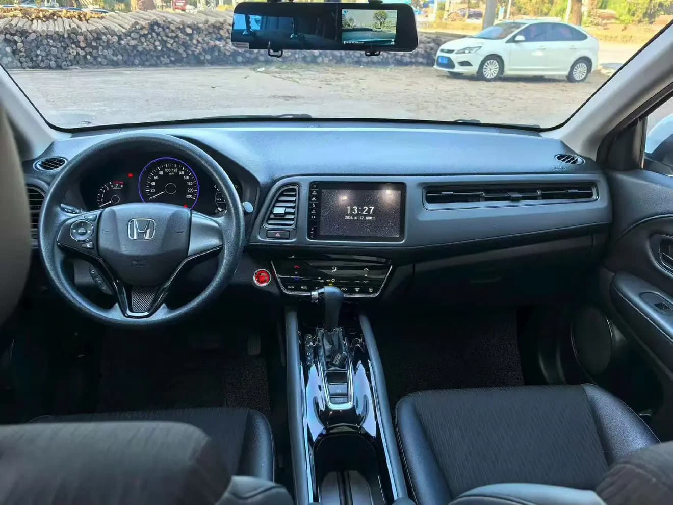 Honda Vezel 2021 г. 67076 км. — фото 4