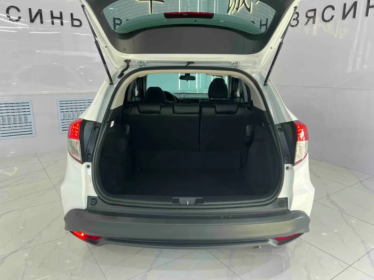 Honda Vezel 2022 г. 35079 км. — фото 14