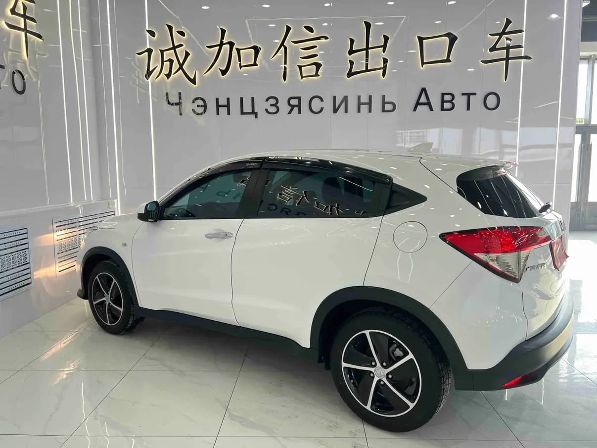 Honda Vezel 2022 г. 35079 км. — фото 4