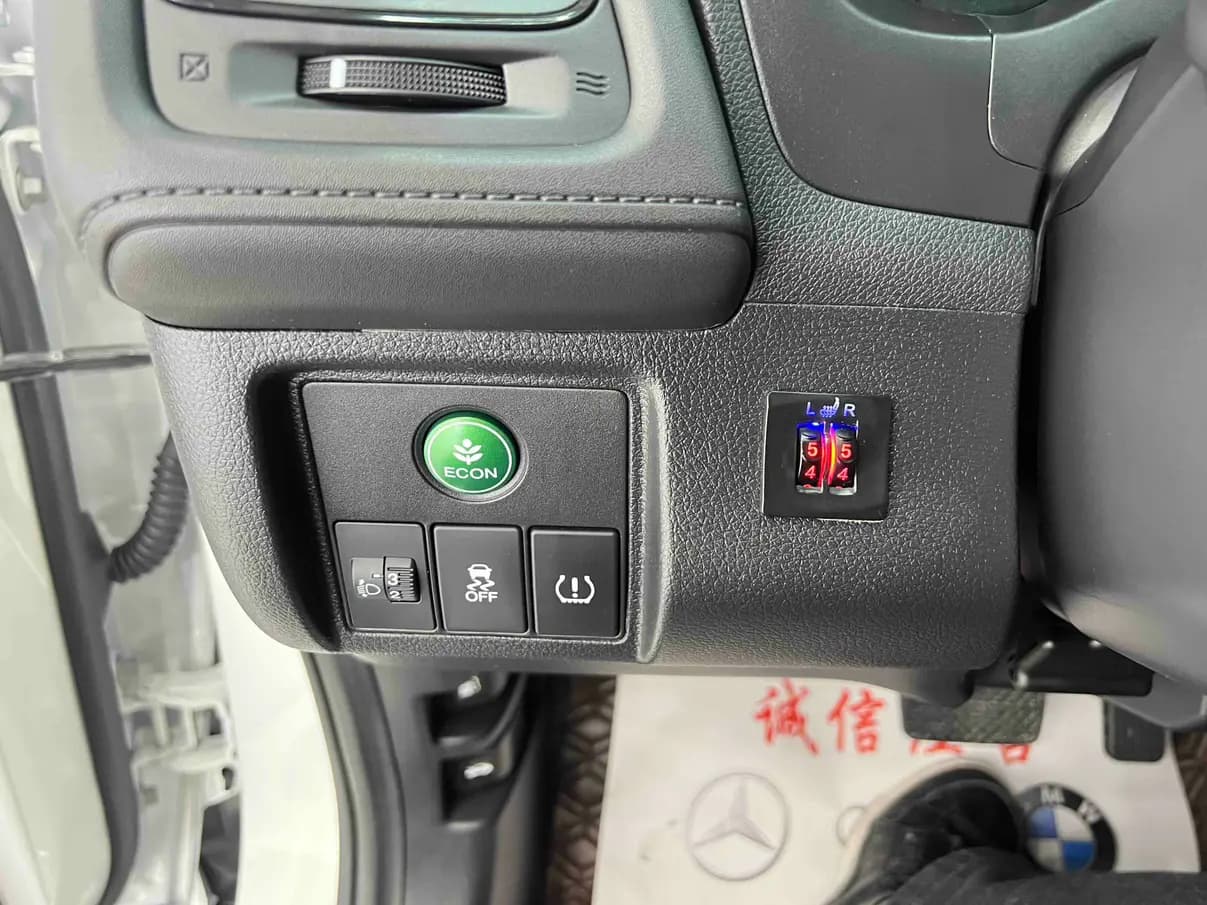 Honda Vezel 2022 г. 35079 км. — фото 6