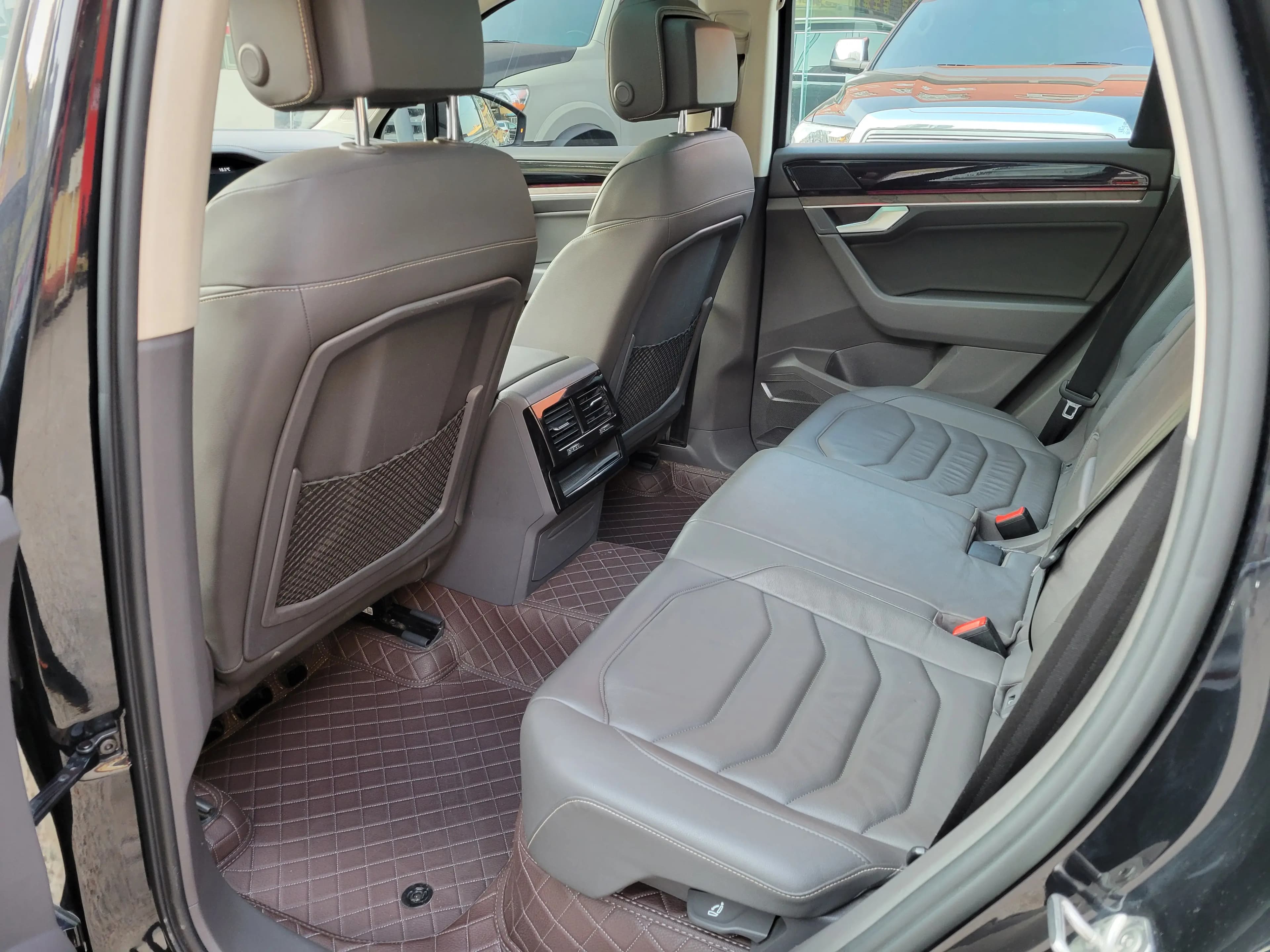 Volkswagen Touareg 2021 г. 147110 км. — фото 12