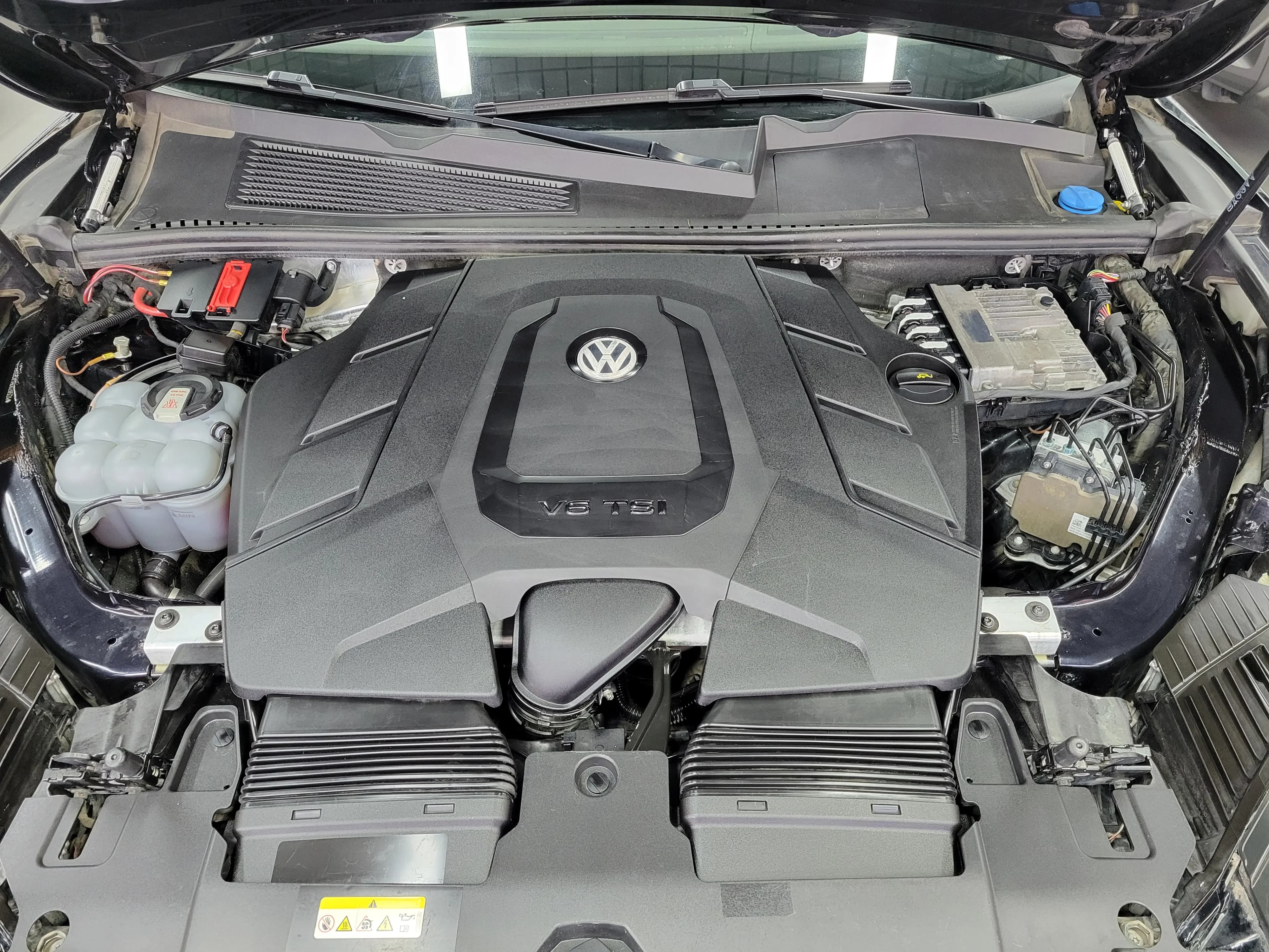 Volkswagen Touareg 2021 г. 147110 км. — фото 4