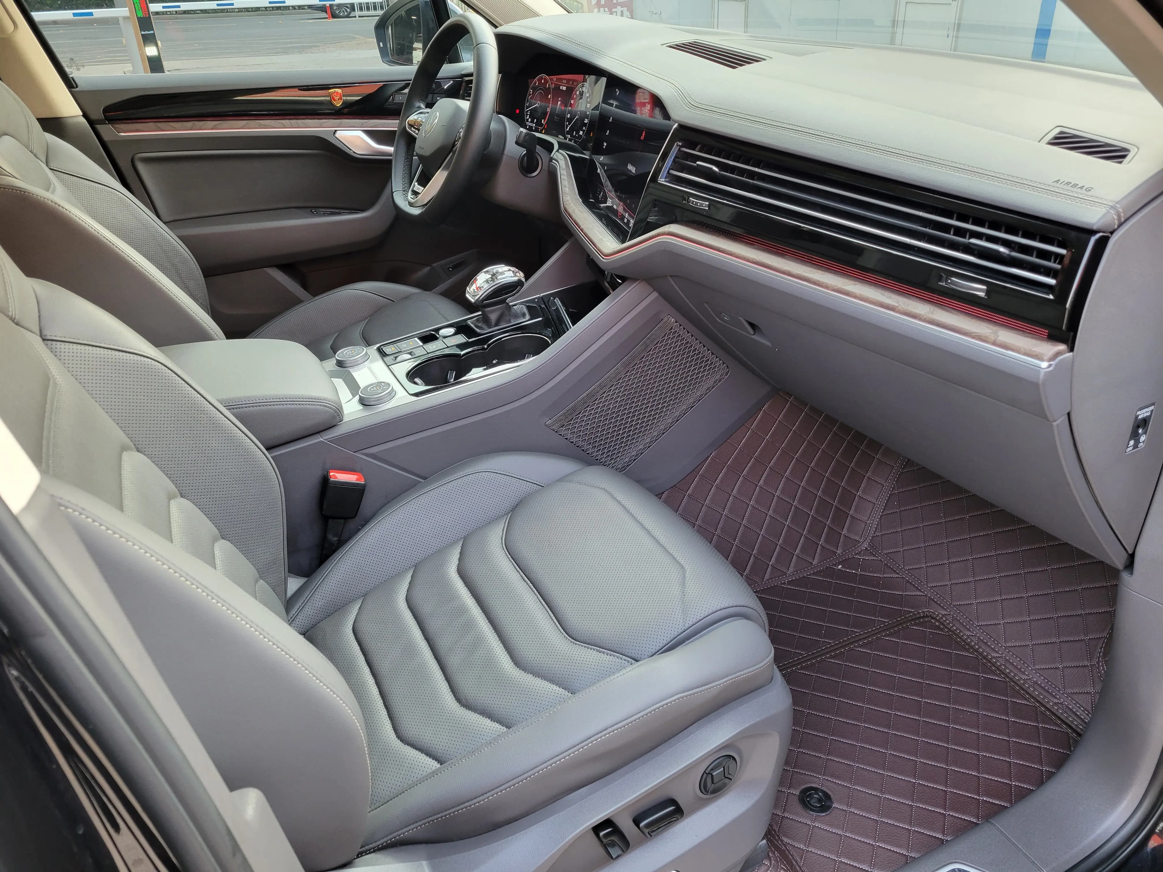 Volkswagen Touareg 2021 г. 147110 км. — фото 6