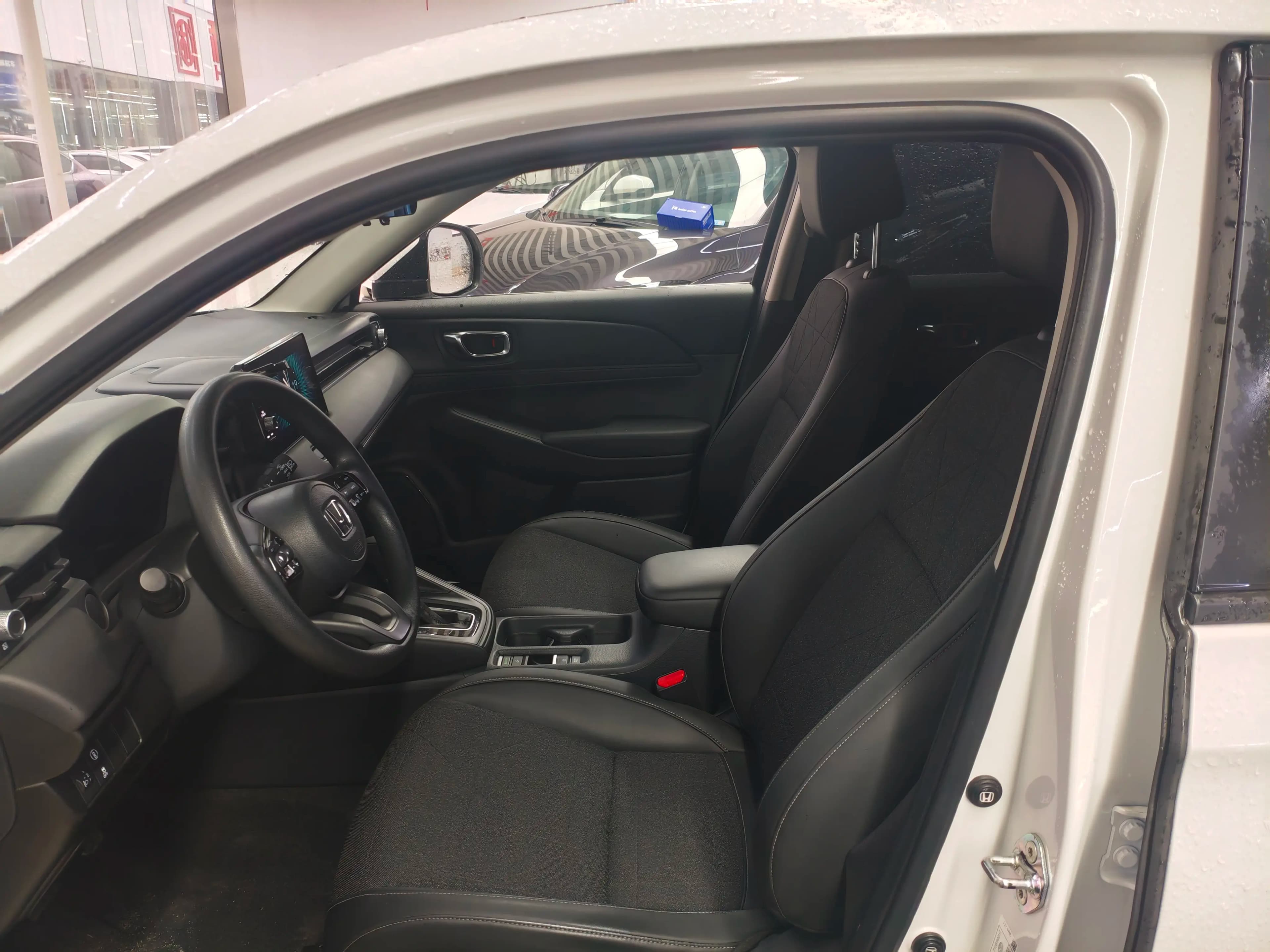 Honda Vezel 2023 г. 18081 км. — фото 9
