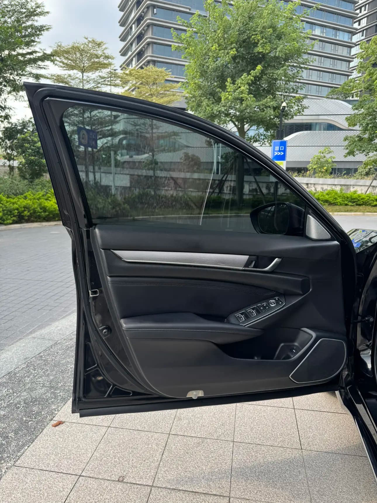 Honda Accord 2022 г. 50133 км. — фото 27