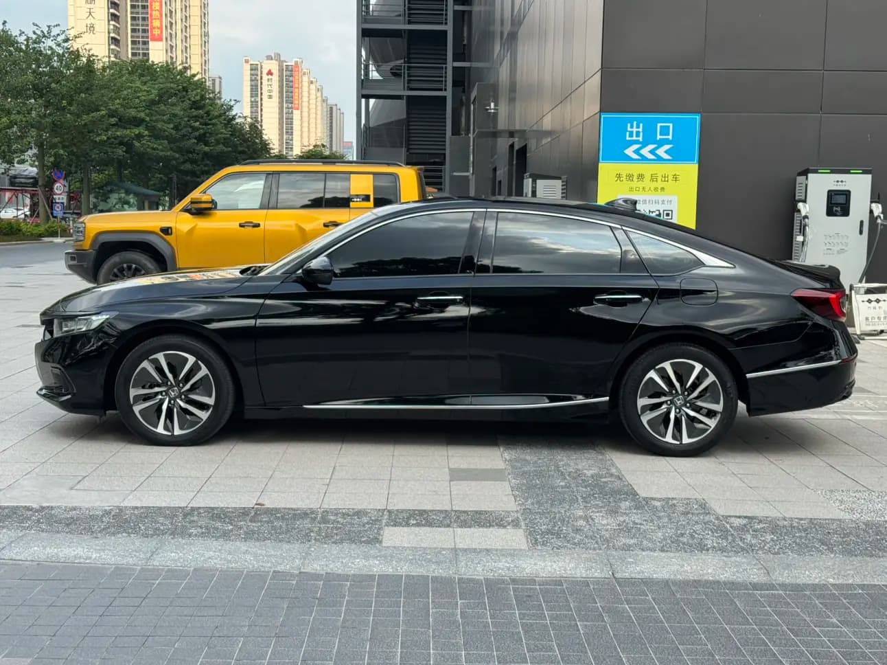 Honda Accord 2022 г. 50133 км. — фото 4