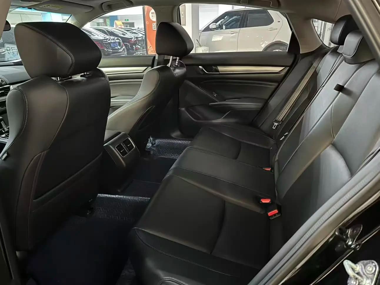 Honda Accord 2021 г. 46140 км. — фото 13