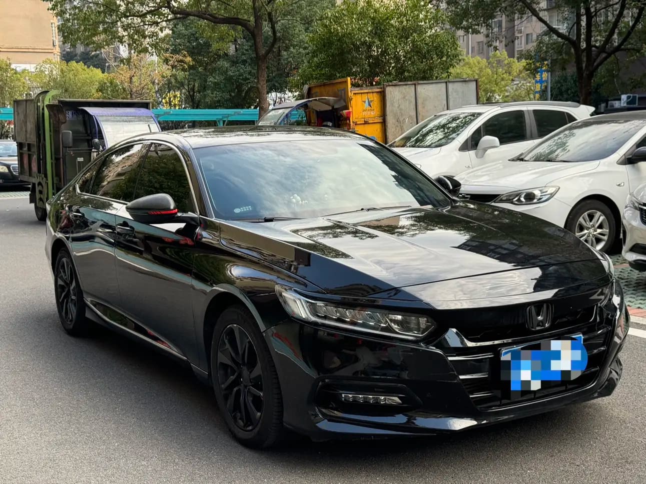 Honda Accord 2021 г. 76142 км. — фото 3
