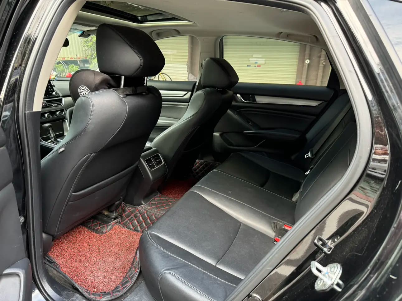 Honda Accord 2021 г. 76142 км. — фото 9
