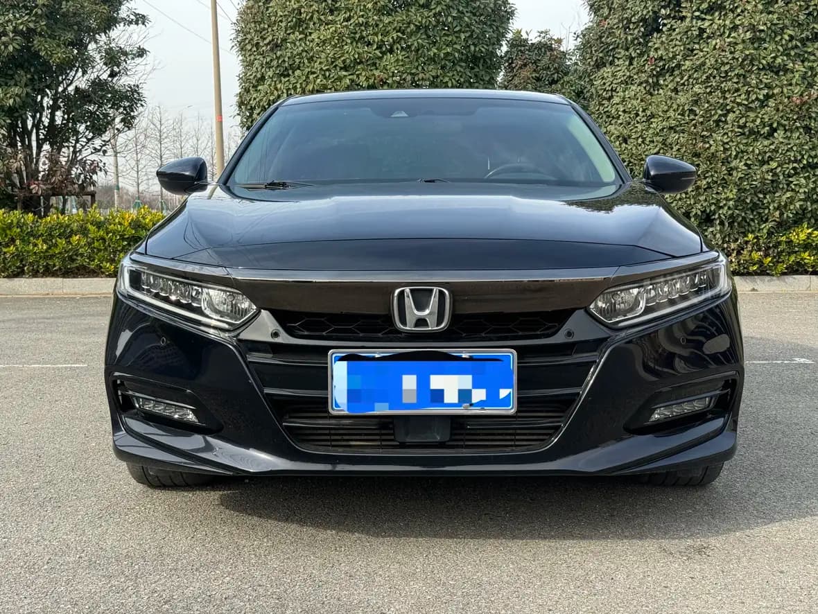 Honda Accord 2021 г. 94048 км. — фото 2