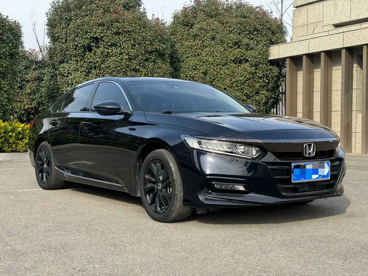 Honda Accord 2021 г. 94048 км. — фото 3