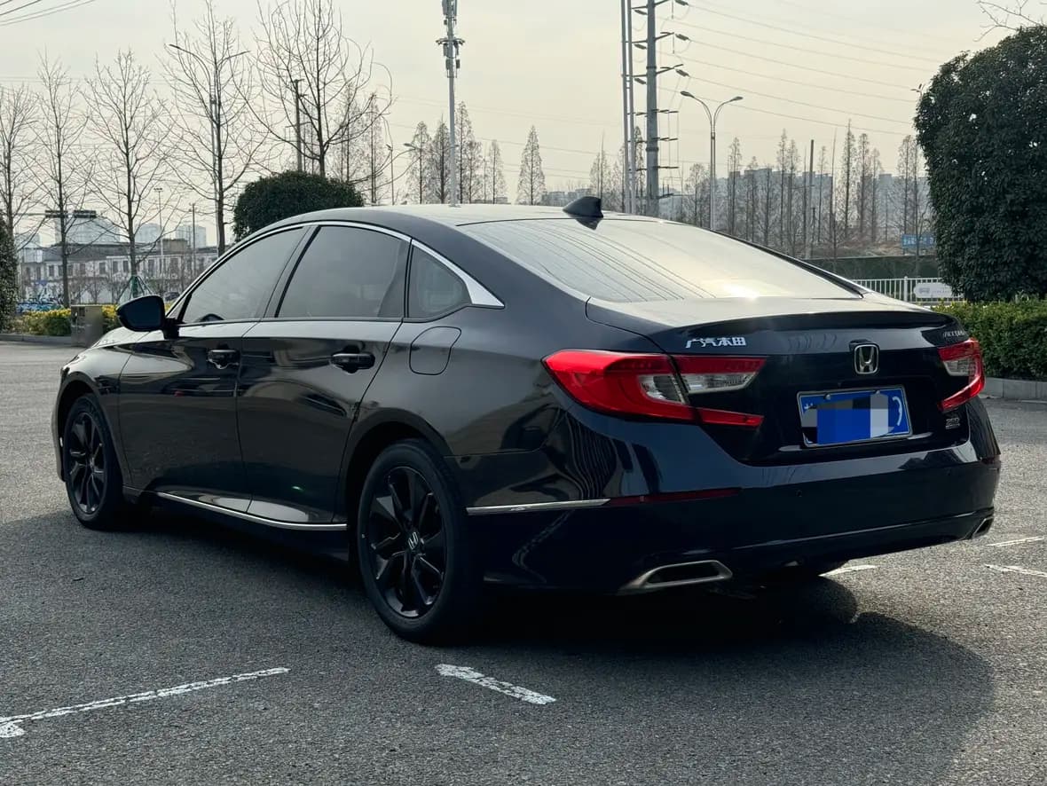 Honda Accord 2021 г. 94048 км. — фото 4