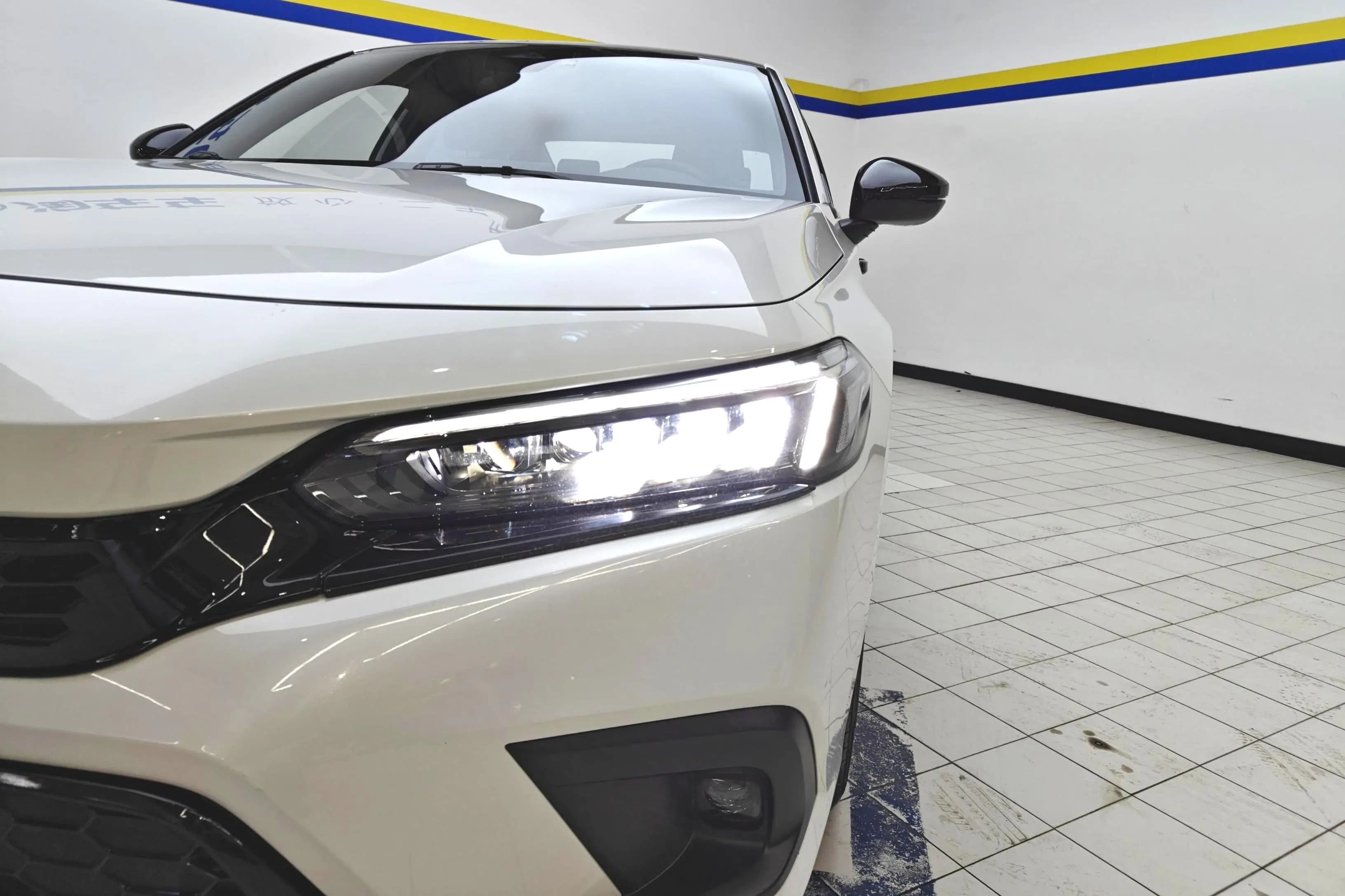 Honda Civic 2024 г. 32931 км. — фото 4