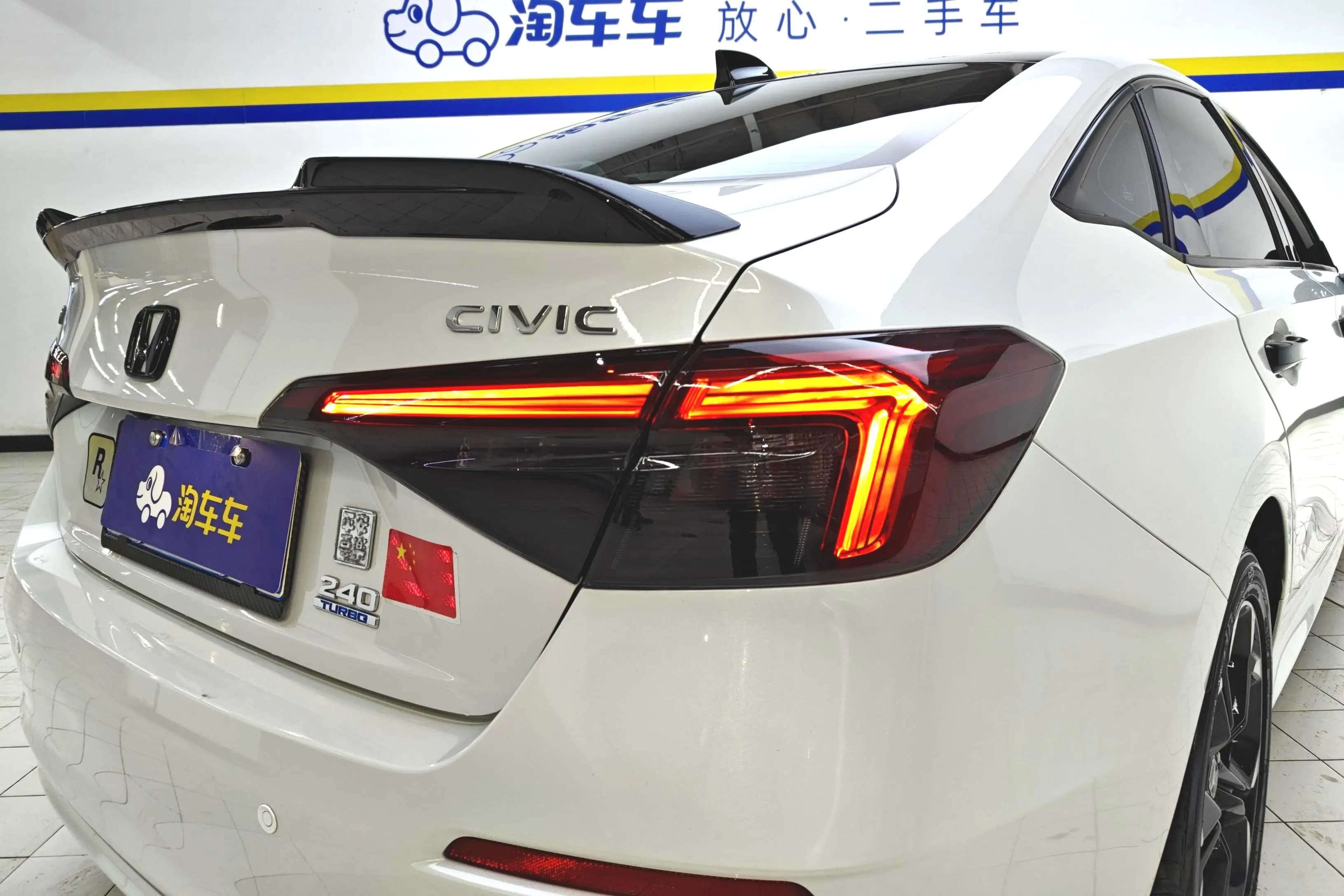 Honda Civic 2024 г. 32931 км. — фото 7