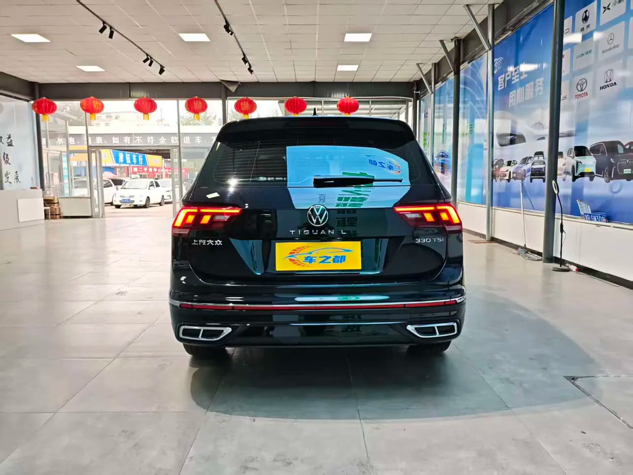 Volkswagen Tiguan L 2024 г. 24119 км. — фото 5
