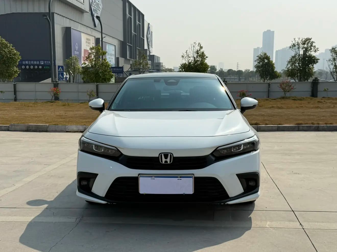 Honda Civic 2023 г. 42039 км. — фото 2