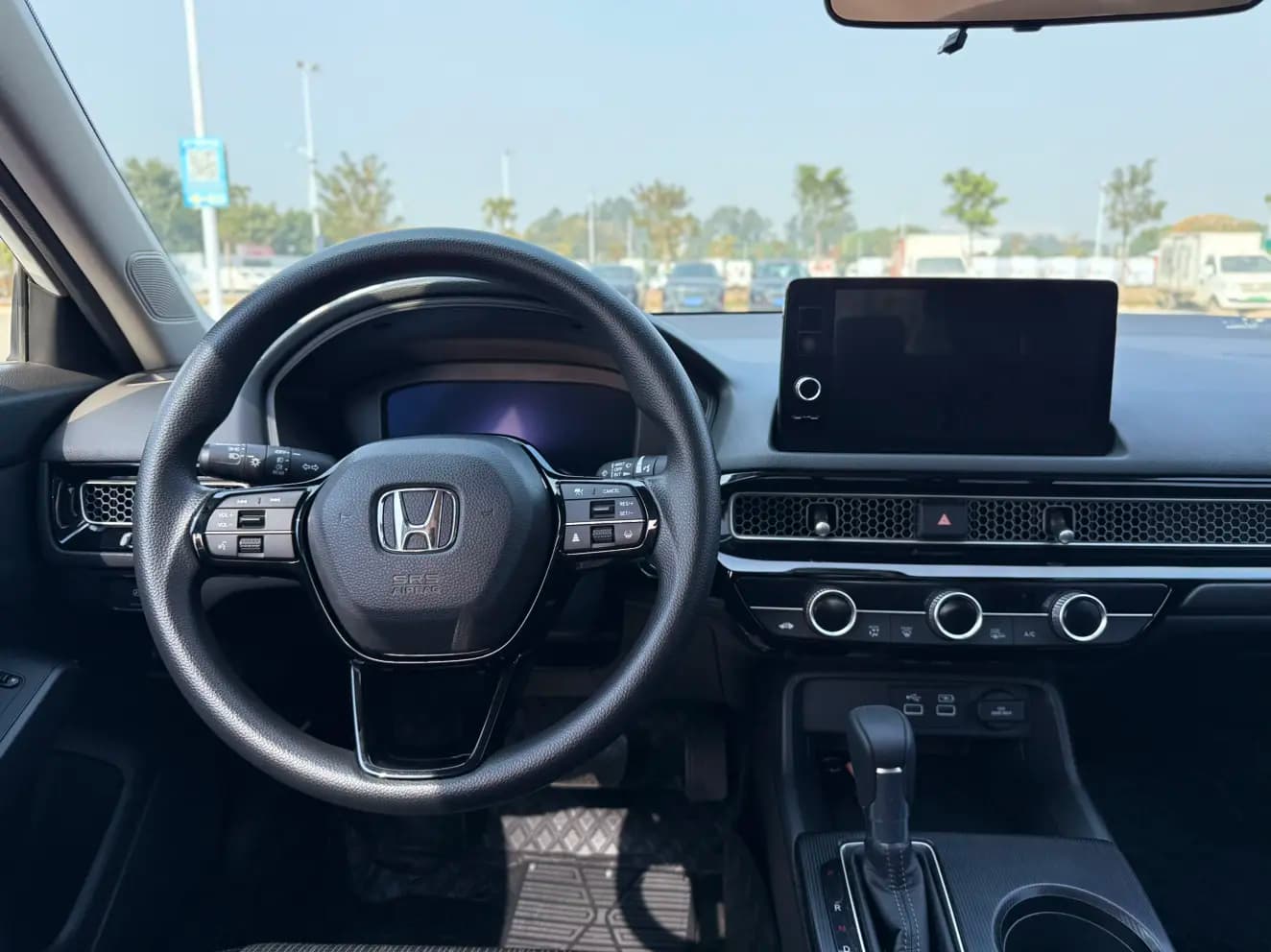 Honda Civic 2023 г. 42039 км. — фото 11