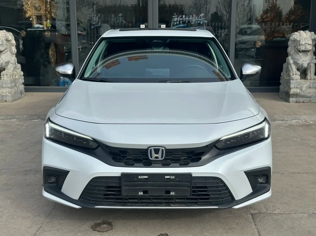 Honda Civic 2025 г. 16043 км. — фото 2