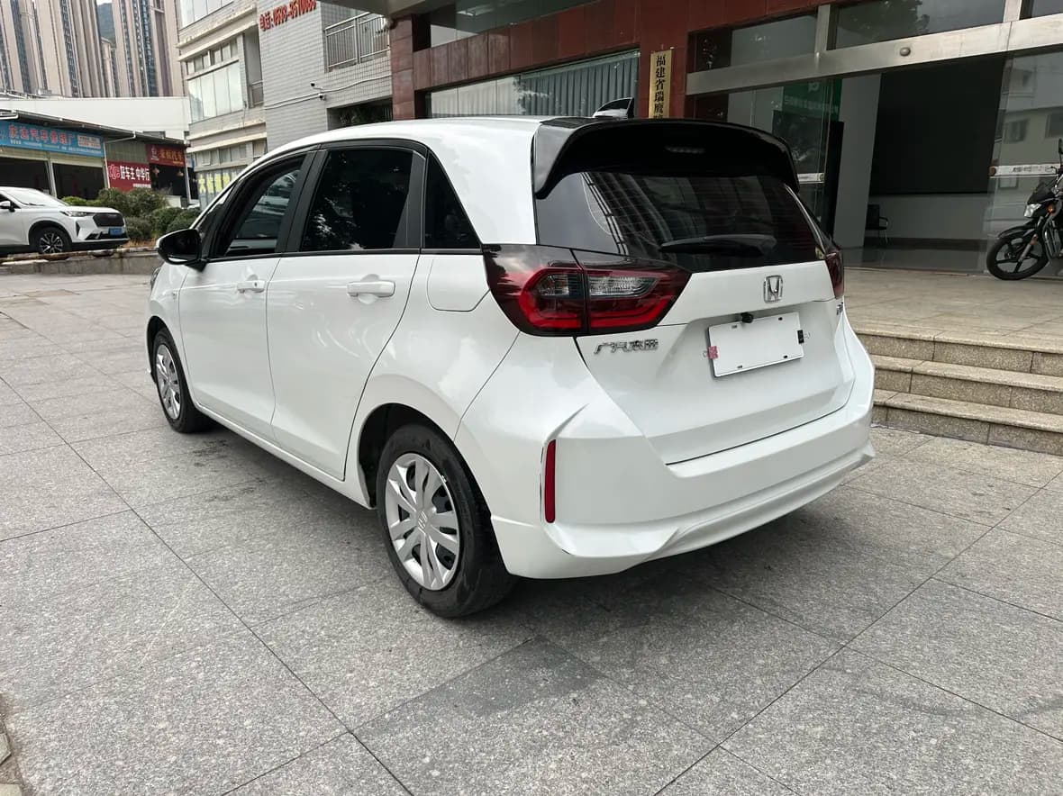 Honda Fit 2024 г. 41123 км. — фото 4