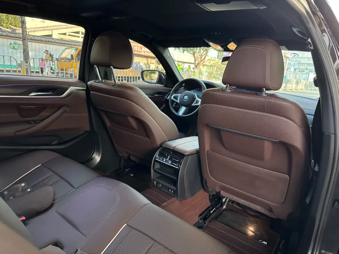 BMW 5 Series PHEV 2022 г. 99067 км. — фото 23