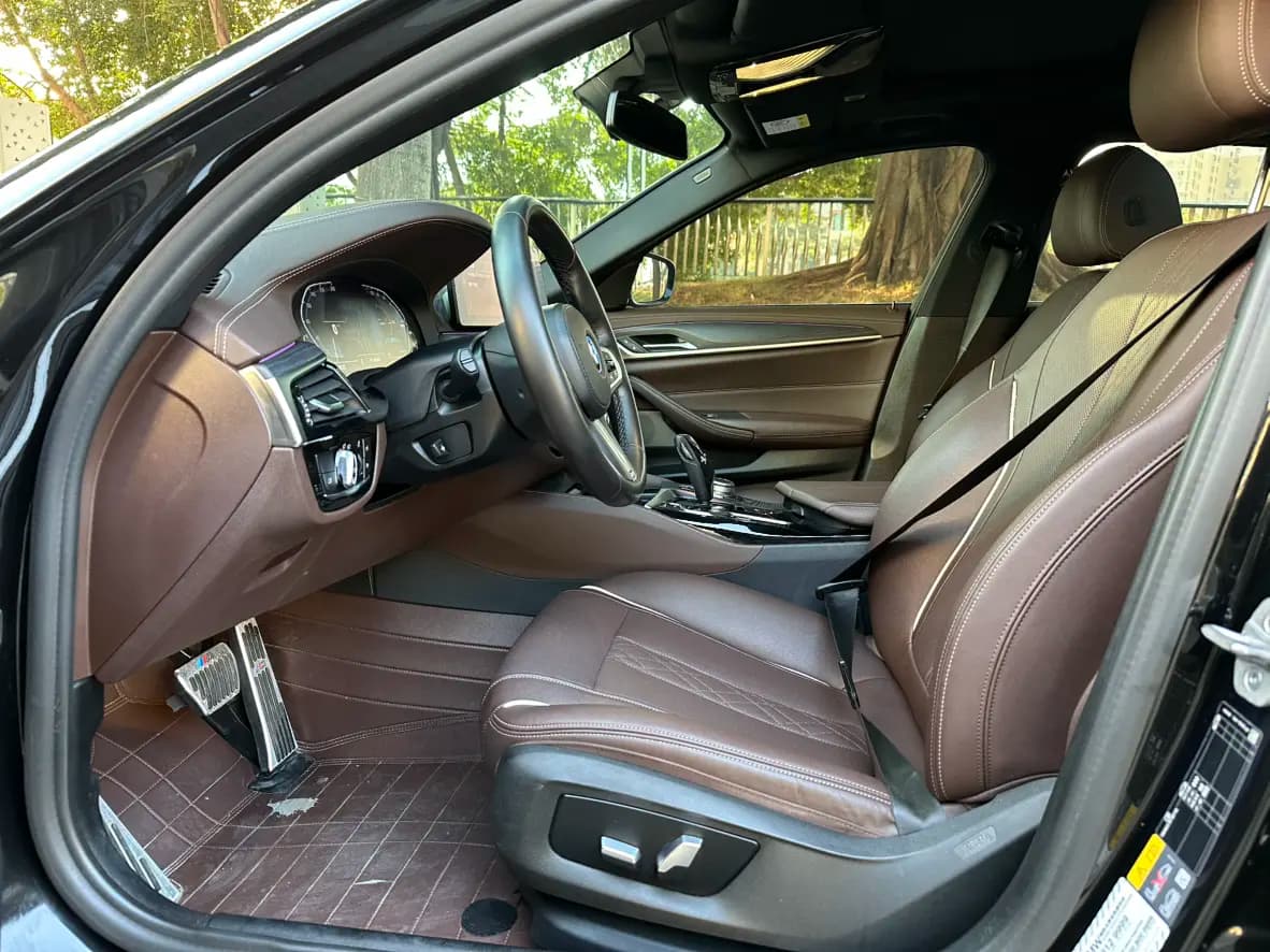 BMW 5 Series PHEV 2022 г. 99067 км. — фото 25