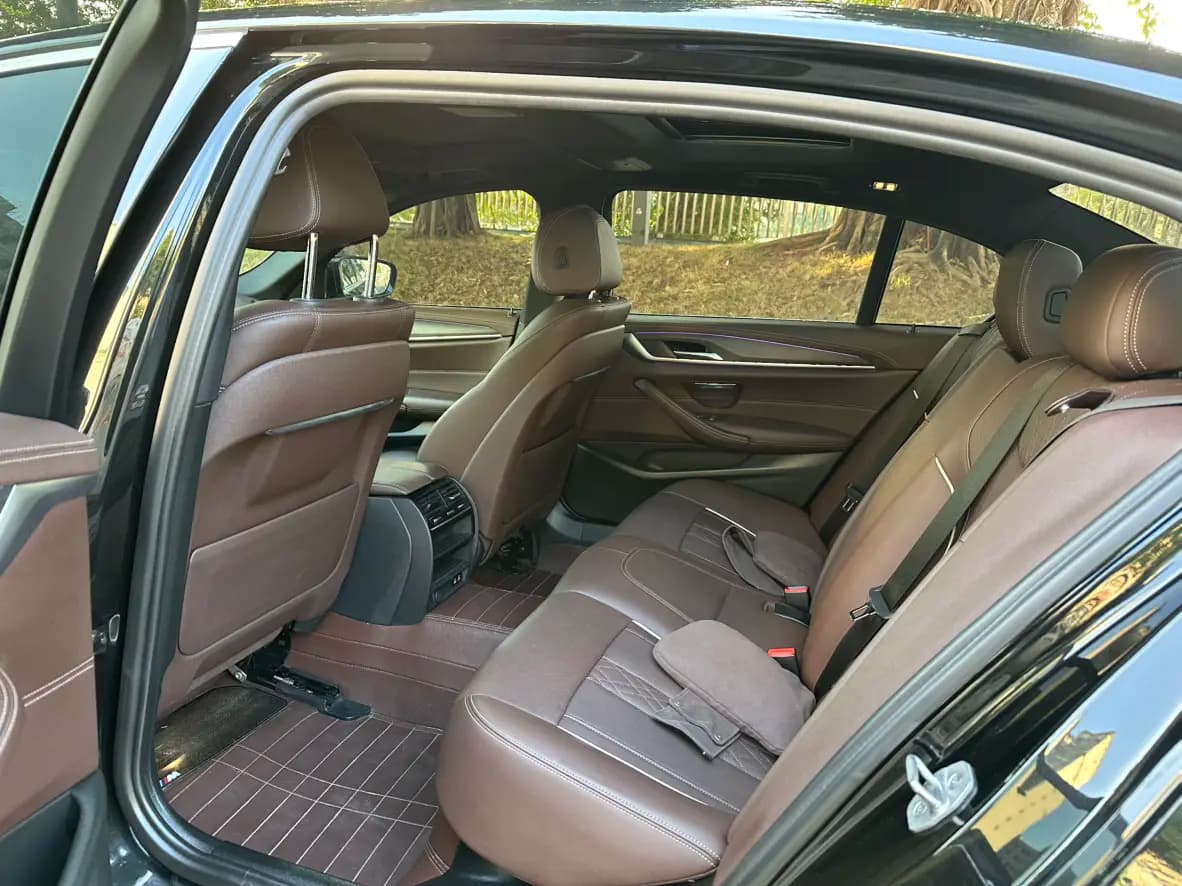 BMW 5 Series PHEV 2022 г. 99067 км. — фото 26